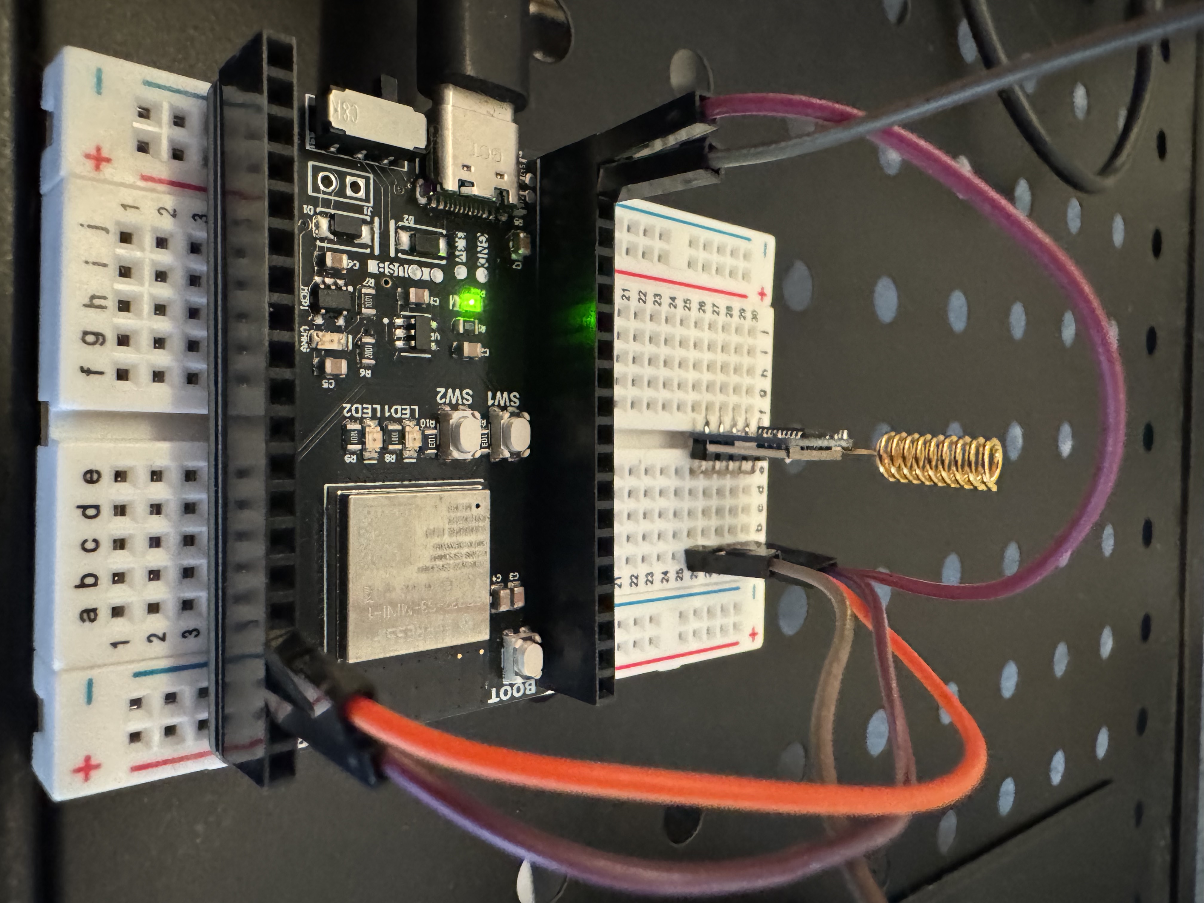 Wired ESP32 to RYLR993
